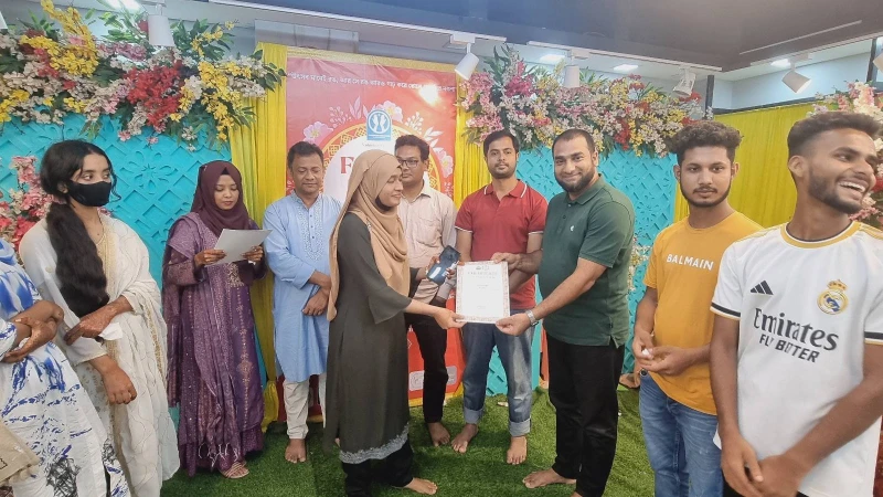 Volunteer Circle  Feni মেহেদীর রং এবং মেহেদী উৎসব