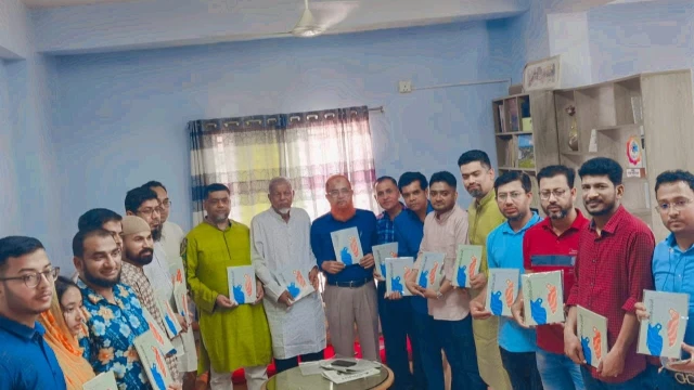 দৈনিক ফেনী ঈদ প্রকাশনা ২০২৪ মোড়ক উন্মোচন।