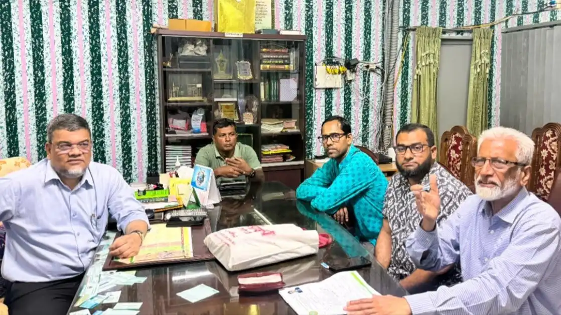 আঞ্জুমান-ই-খাদেমুল হজ্জ্ব বাংলাদেশ এর নির্বাহী কমিটির সভায়