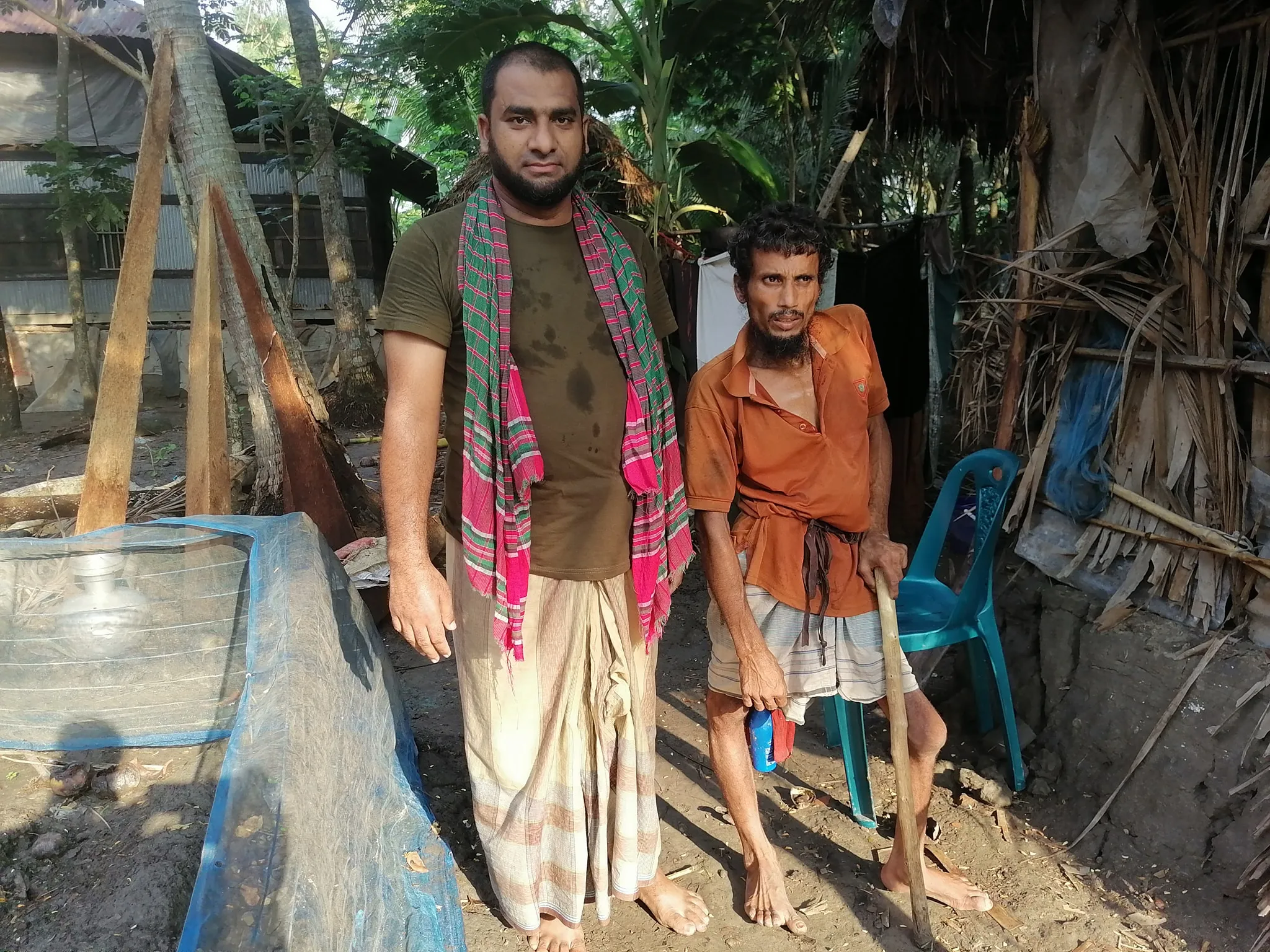 অপরাজেয় ফোরকান মোল্লা, তিনি লড়াই করেন, স্বপ্ন দেখেন বেচেঁ থাকার, বাগেরহাট, খুলনা