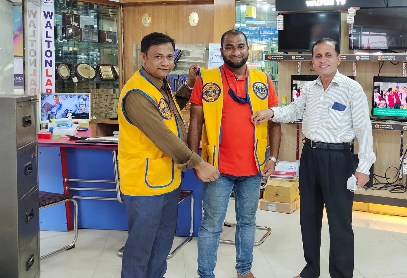 লায়ন্স নেতৃবৃন্দ এর সাথে, লায়ন্স ফ্যামেলি ফেনী