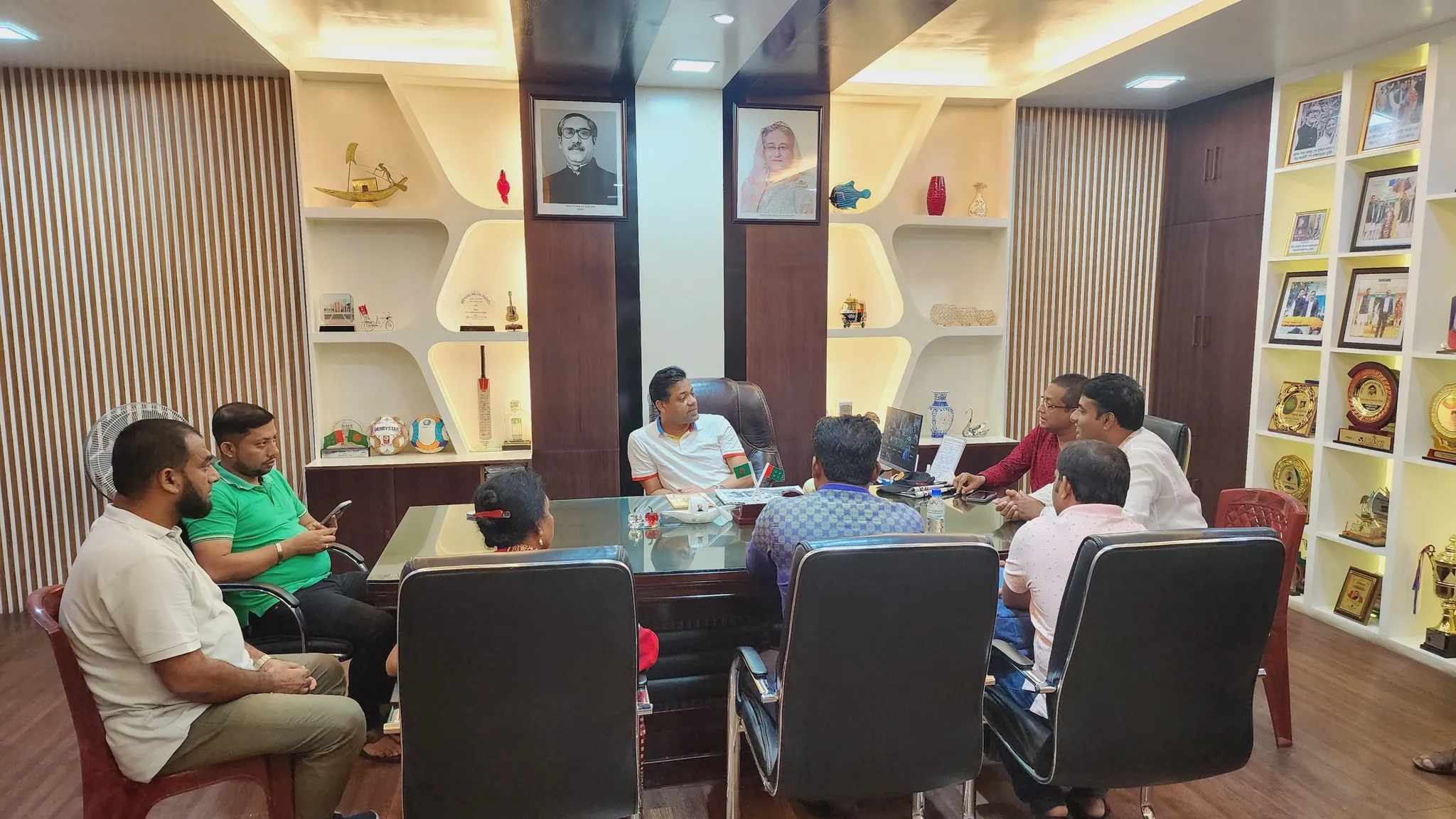 ফেনী পৌরসভা মেয়র জনাব মোঃ নজরুল ইসলাম স্বপন মিয়াজি মহোদয়ের সাথে মতবিনিময় সভা