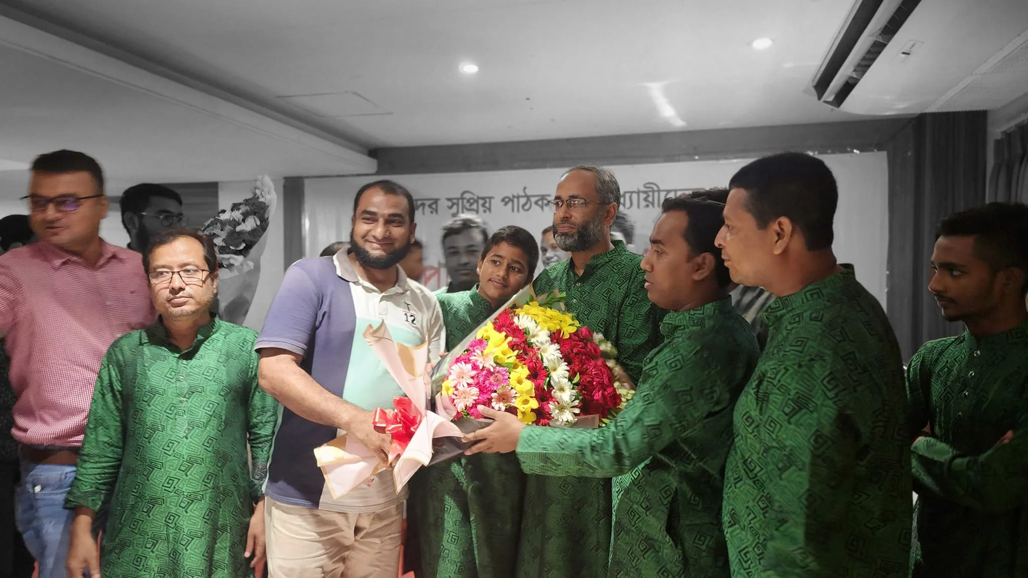 ফেনীর সময় এর প্রতিষ্ঠা বাষিকীতে শুভেচ্ছা
